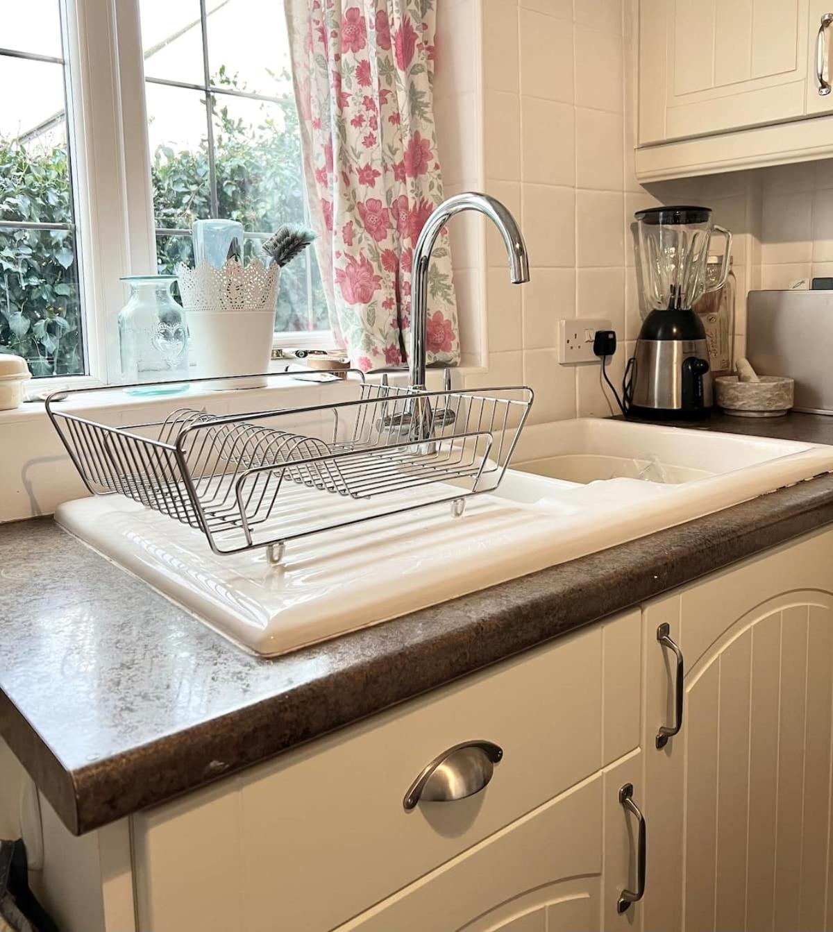Holly Cottage Cosy Home In Sherwood Forest إيدوينستو المظهر الخارجي الصورة