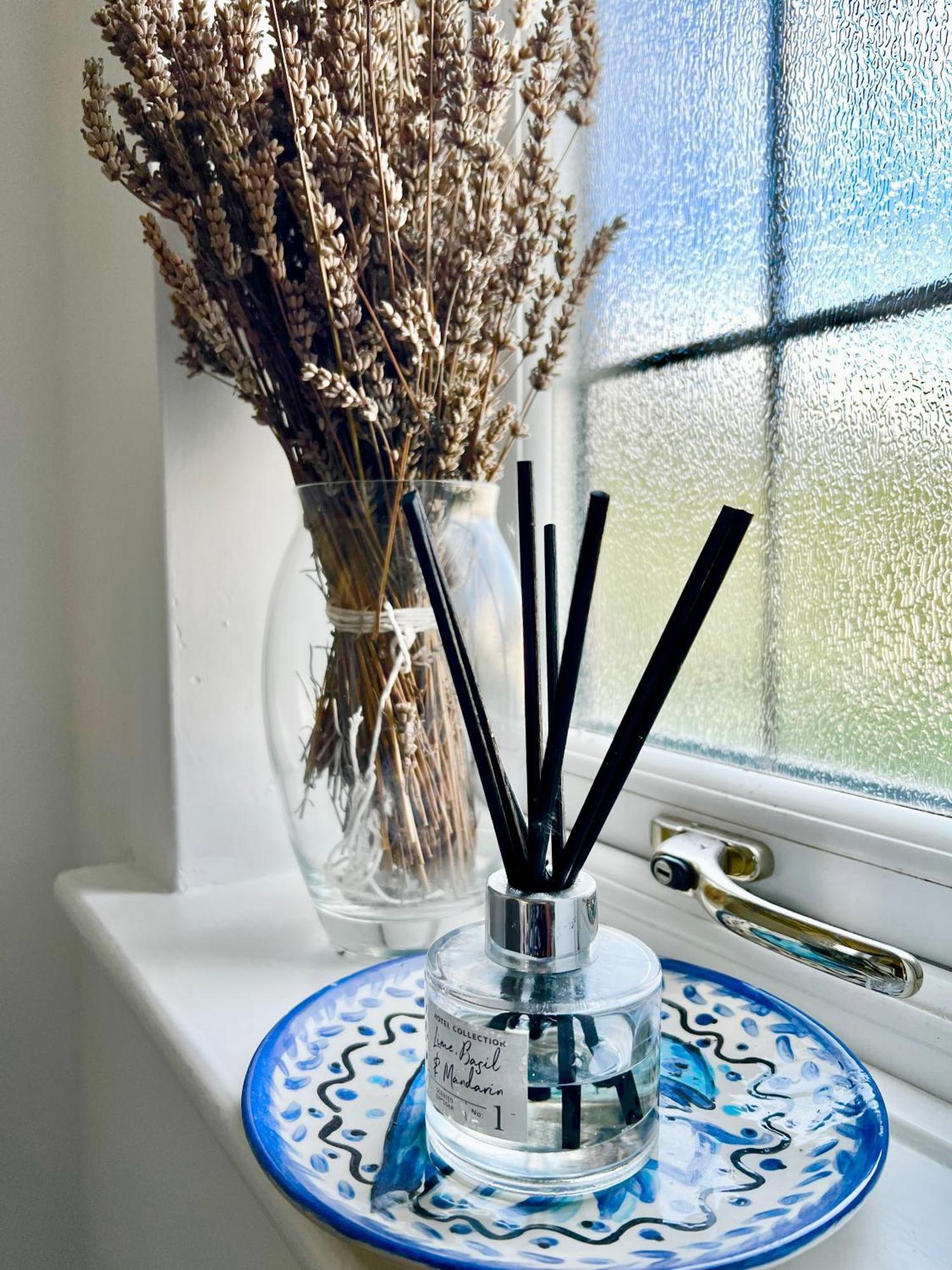 Holly Cottage Cosy Home In Sherwood Forest إيدوينستو المظهر الخارجي الصورة